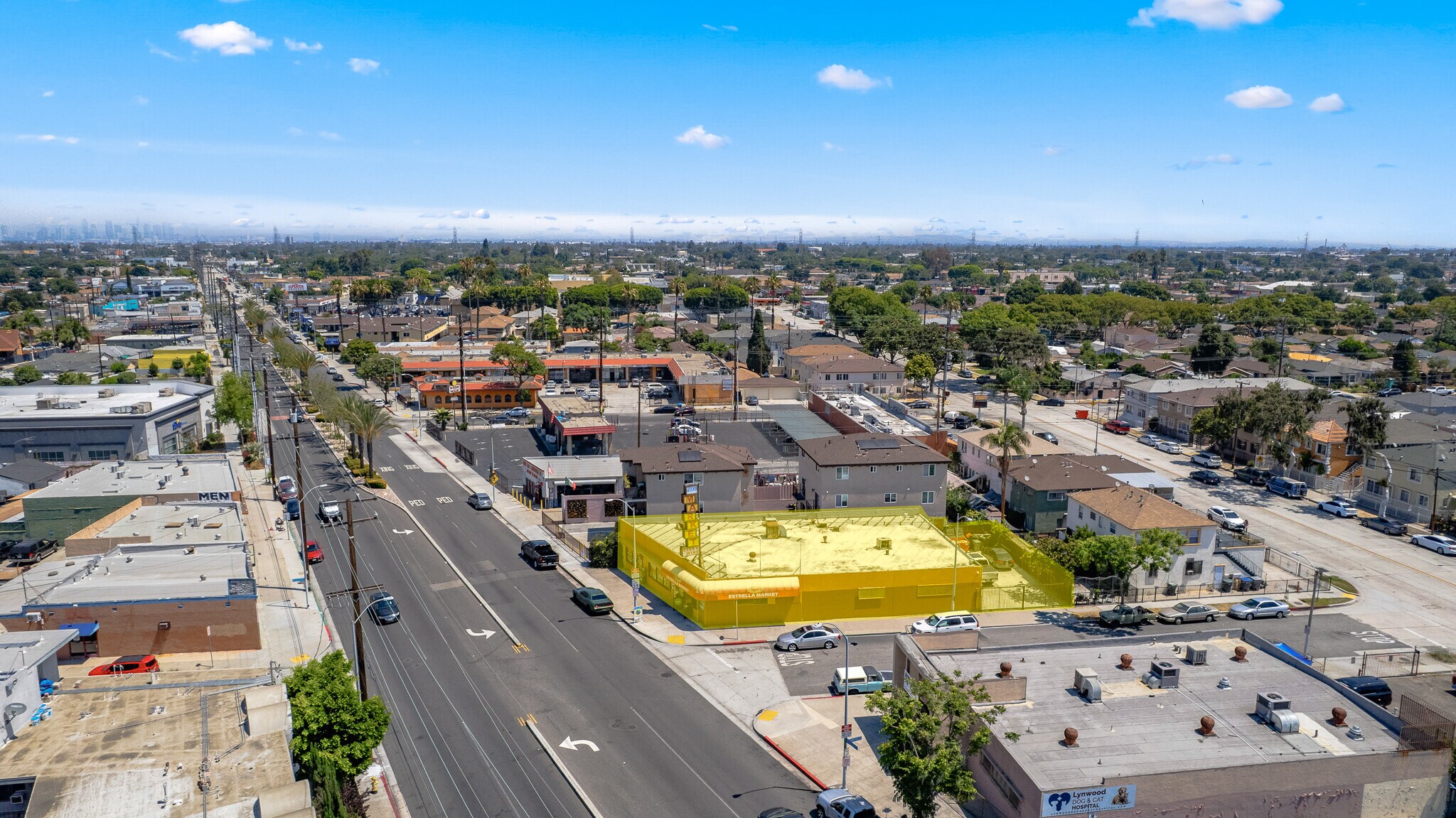 10236 Long Beach Blvd, Lynwood, CA à vendre Photo de l’immeuble– Image 1 sur 35