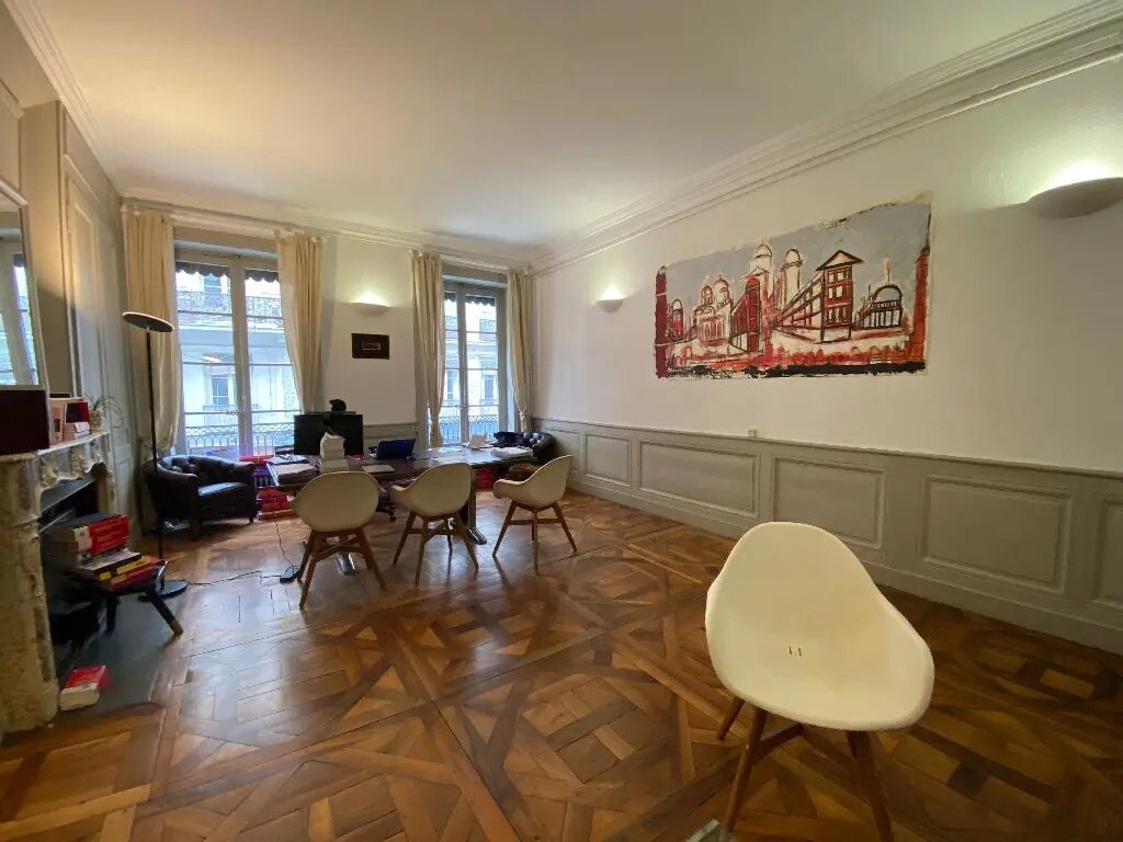 5 Rue Victor Hugo, Lyon à vendre Photo intérieure– Image 1 sur 5