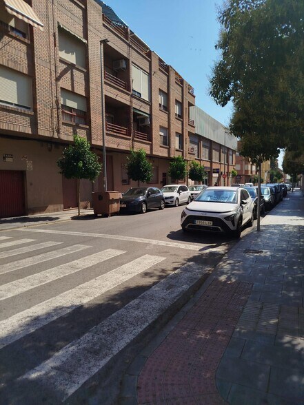 Local commercial dans Elda, Alicante à vendre - Photo de l’immeuble – Image 1 sur 6
