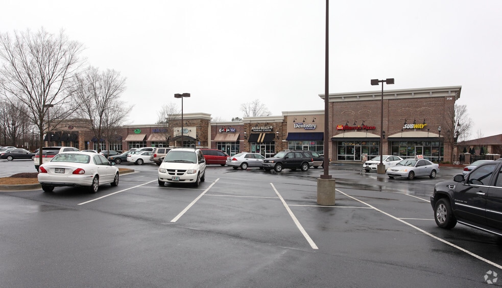 3130 Mathis Airport Pky, Suwanee, GA à louer - Photo de l’immeuble – Image 3 sur 3