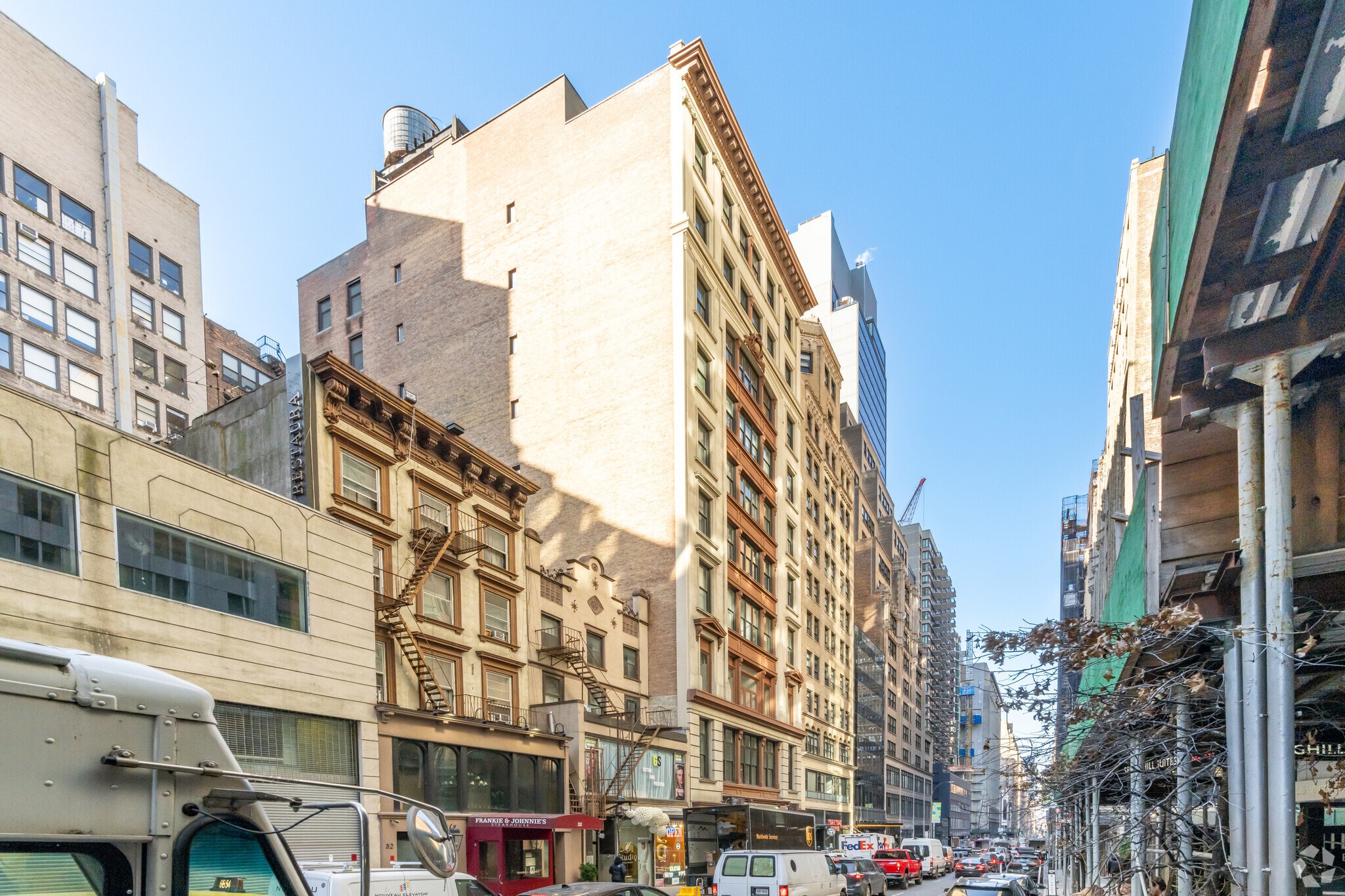 36 W 37th St, New York, NY à louer Photo principale– Image 1 sur 9