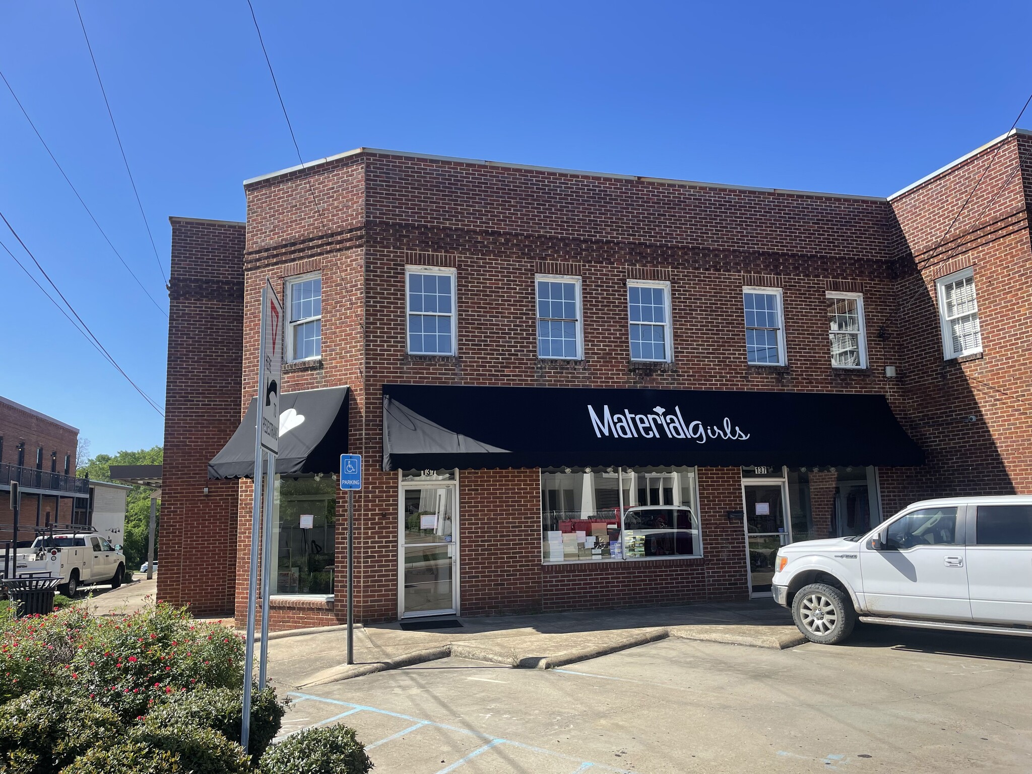 141 W Government St, Brandon, MS à louer Photo de l’immeuble– Image 1 sur 11