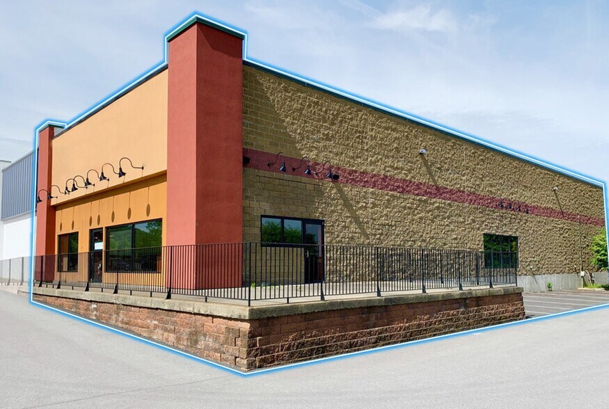 601-609 Troy Schenectady Rd, Latham, NY à louer - Photo de l’immeuble – Image 2 sur 6