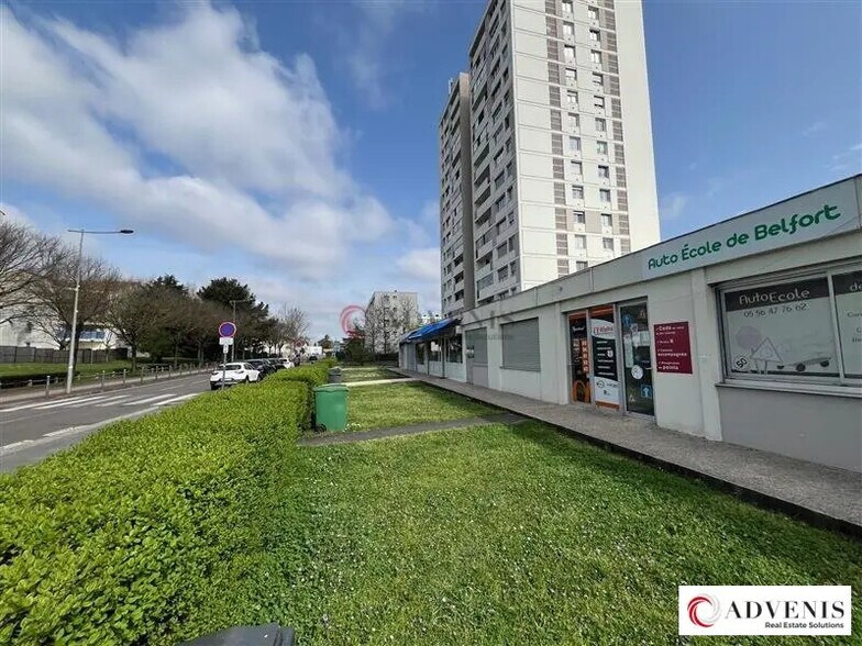 Local commercial dans Mérignac à louer - Photo de l’immeuble – Image 2 sur 7