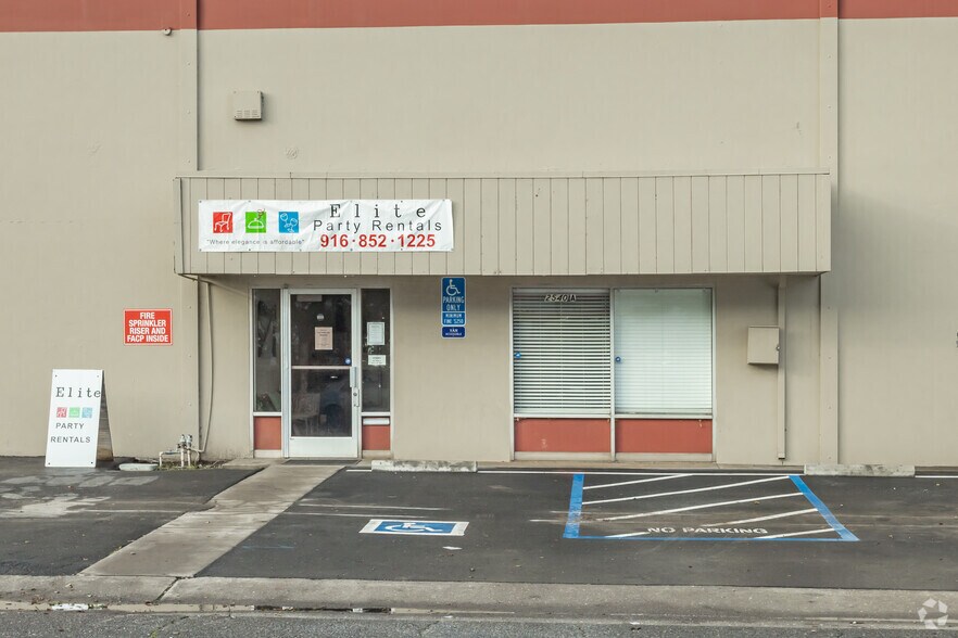 2540 Grennan Ct, Rancho Cordova, CA à louer - Photo de l’immeuble – Image 3 sur 3