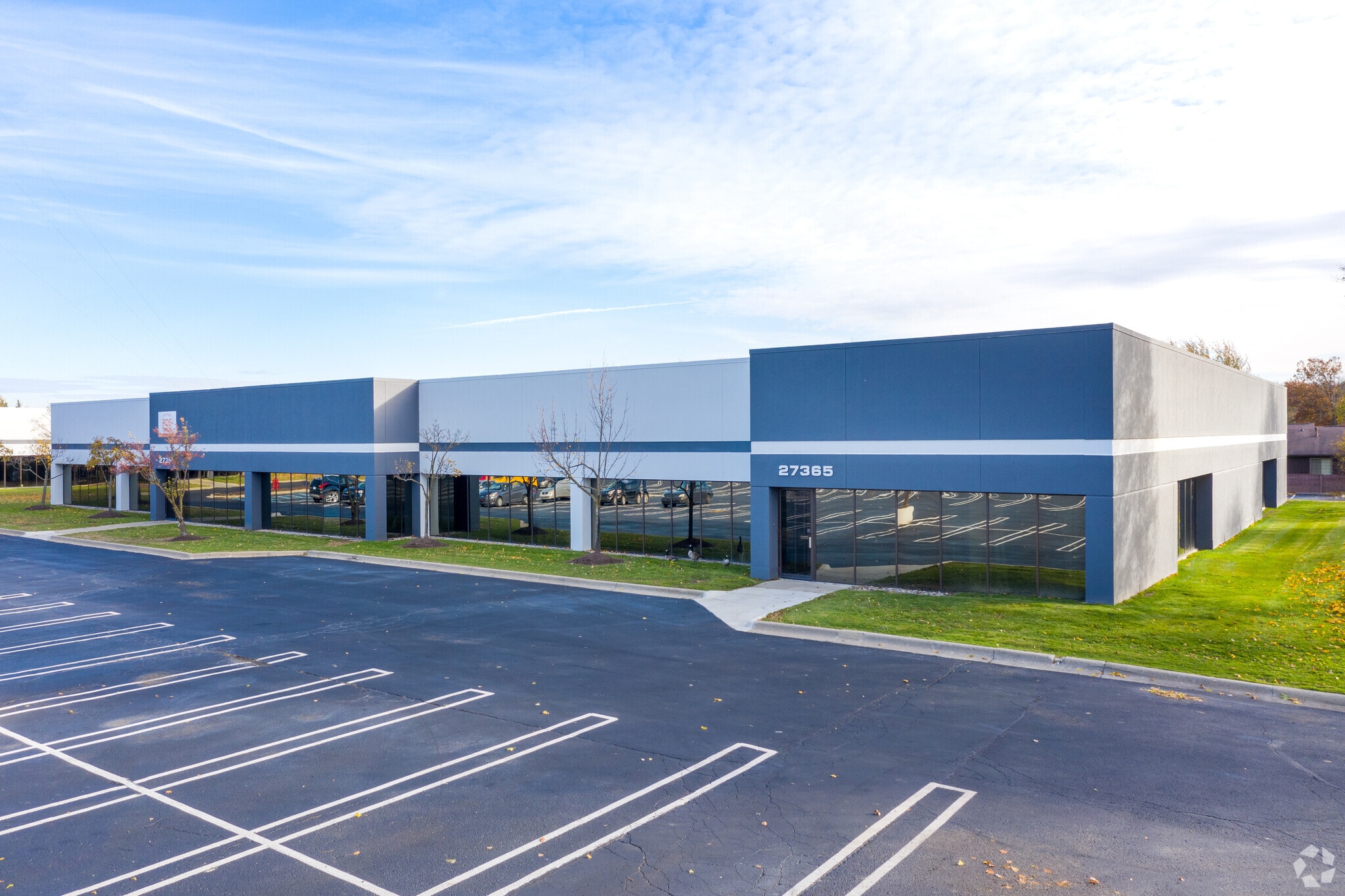27355-27365 W 11 Mile Rd, Southfield, MI à vendre Photo principale– Image 1 sur 7