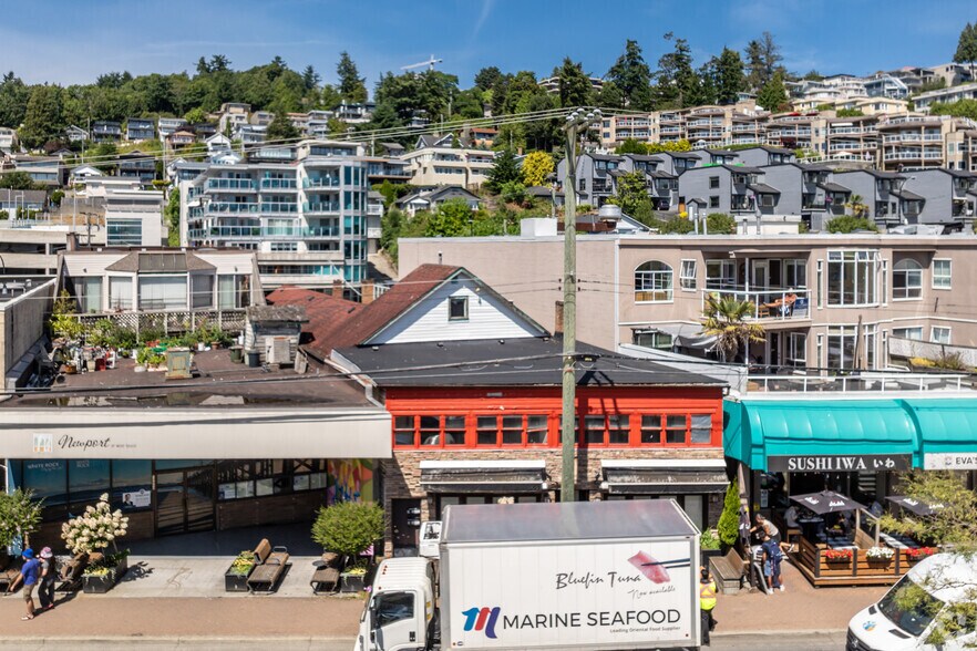14953-14955 Marine Dr, White Rock, BC à vendre - Photo de l’immeuble – Image 3 sur 3