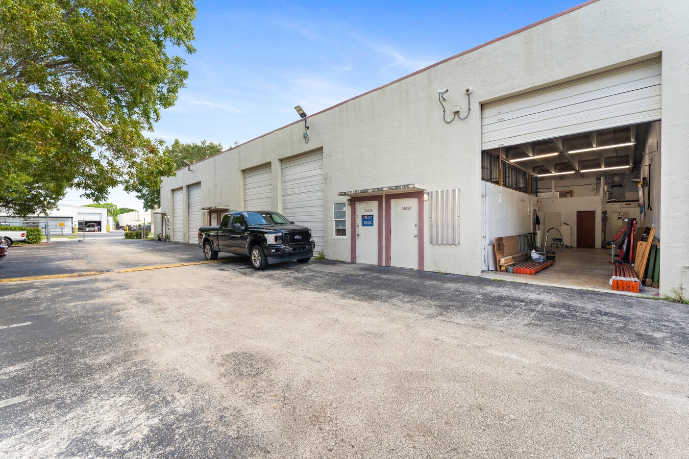13826-13838 SW 142nd Ave, Miami, FL 33186 - Lot 13828 -  - Photo intérieure - Image 1 of 19