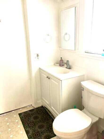 542 A St, Hayward, CA à vendre - Photo de l’immeuble – Image 2 sur 19