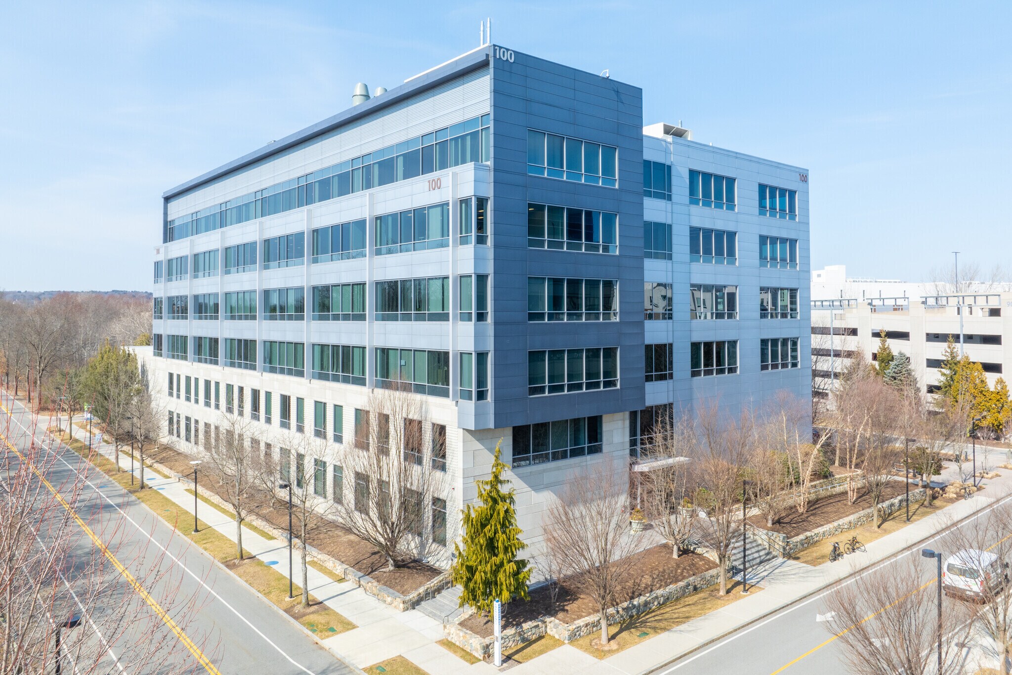 100 Acorn Park Dr, Cambridge, MA à louer Photo principale– Image 1 sur 6