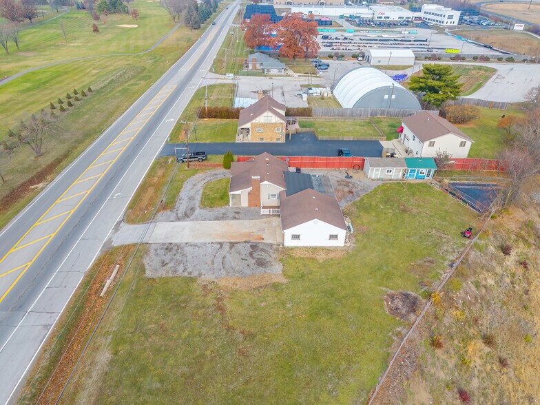 4422 Hillegas Rd, Fort Wayne, IN à vendre - Photo de l’immeuble – Image 3 sur 10