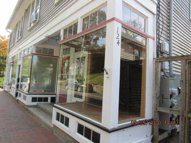 124 Main St, Deep River, CT à louer - Photo de l’immeuble – Image 3 sur 12