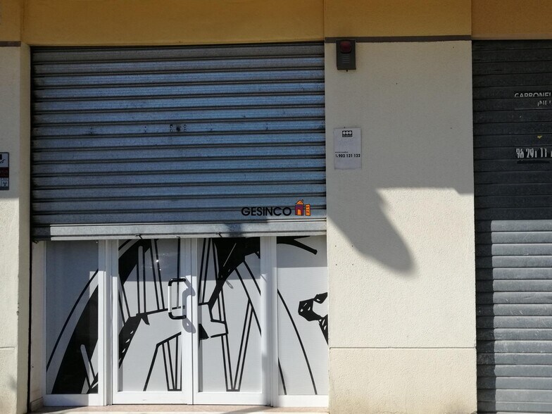 Local commercial dans Ontinyent à louer - Photo de l’immeuble – Image 1 sur 3