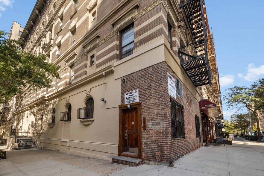 201 W 91st St, New York, NY à louer - Photo de l’immeuble – Image 1 sur 4