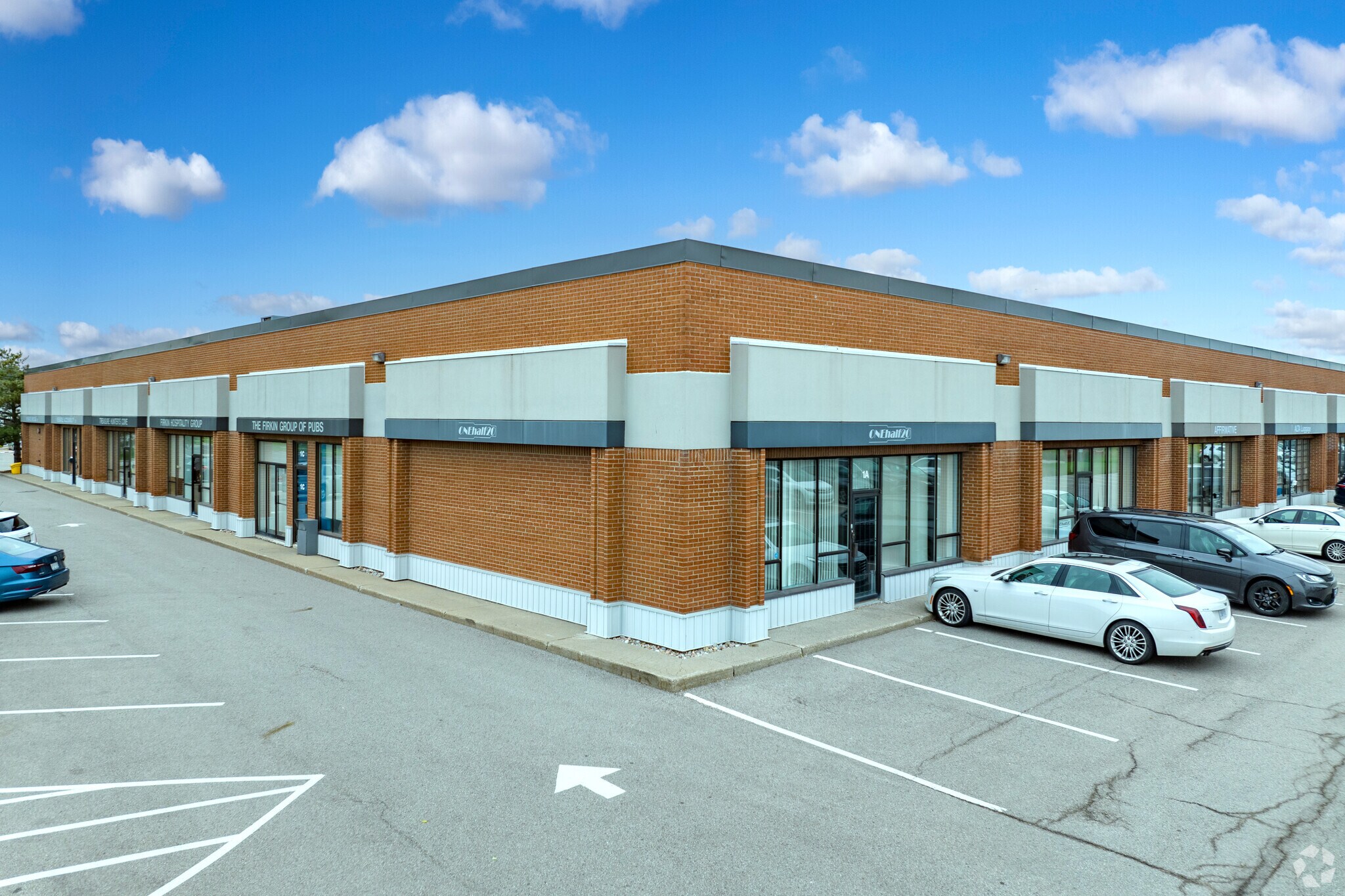 20 Steelcase Rd W, Markham, ON à louer Photo principale– Image 1 sur 5