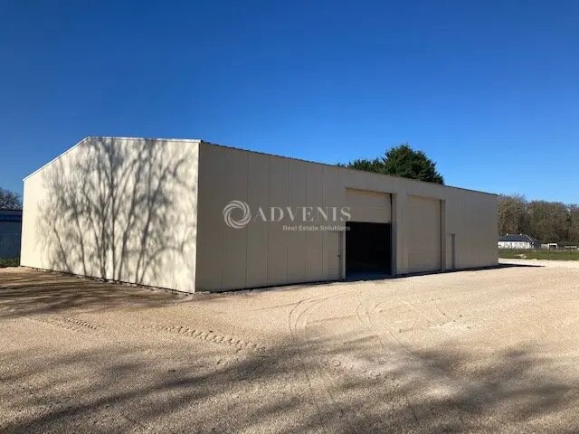Local d'activités dans Cellettes à vendre - Photo de l’immeuble – Image 1 sur 4