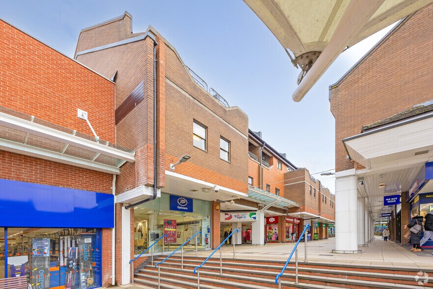 Beaumont Way, Leicester à louer - Photo de l’immeuble – Image 1 sur 10