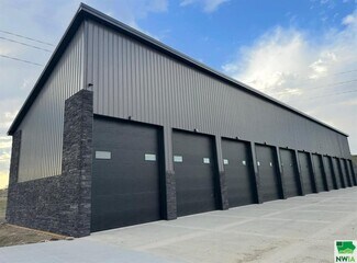 Plus de détails pour 3001 Line Drive, Sioux City, IA - Spécialisé à vendre
