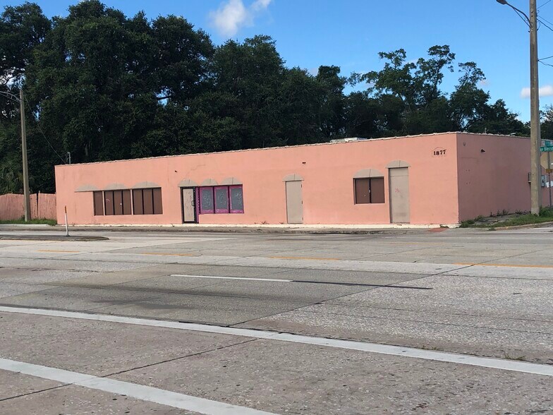 1877 S Orange Blossom Trl, Orlando, FL à vendre - Photo de l’immeuble – Image 3 sur 37