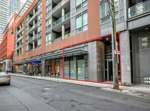 8 Mercer St, Toronto, ON à louer Photo de l’immeuble– Image 1 sur 10