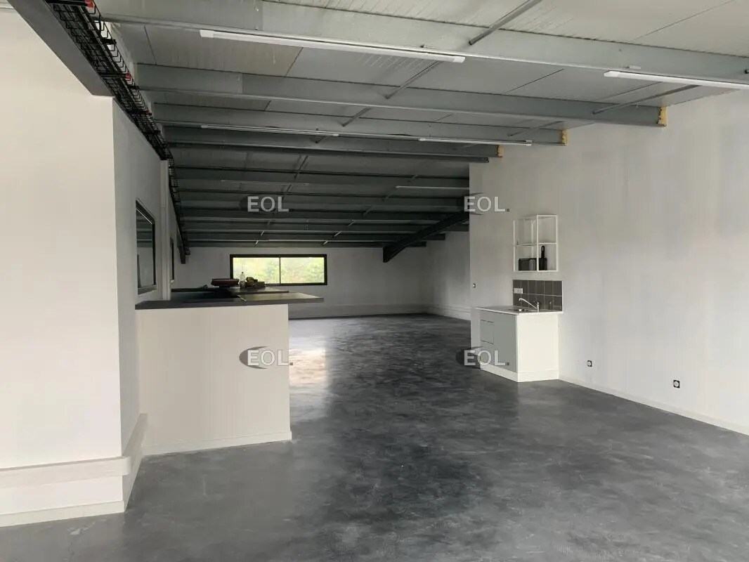 Bureau dans Le Thor à louer Photo intérieure– Image 1 sur 3