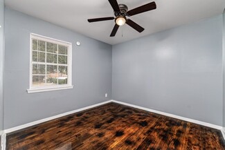 Plus de détails pour 2101 W Beauregard Ave, San Angelo, TX - Logement à vendre