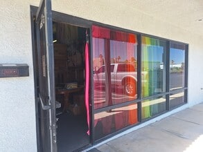 4460 W Reno Ave, Las Vegas, NV à louer Photo intérieure– Image 1 sur 4