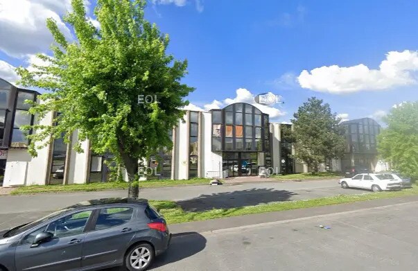 Local d’activités dans Bonneuil-sur-Marne à louer - Photo de l’immeuble – Image 2 sur 6