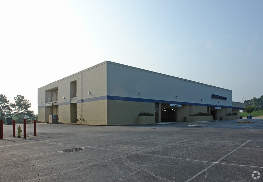 2231 Henderson Mill Rd NE, Atlanta, GA à louer - Photo de l’immeuble – Image 1 sur 2