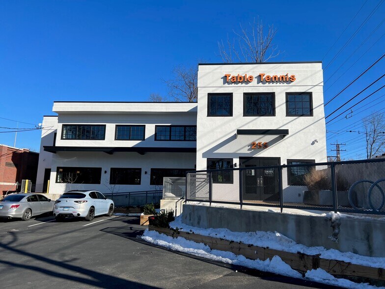 255 Field Point Rd, Greenwich, CT à louer - Photo principale – Image 2 sur 35