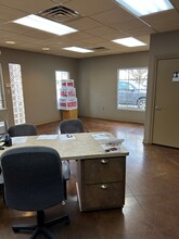 103 N Stuart Place Rd, Harlingen, TX à louer Photo de l’immeuble– Image 2 sur 6