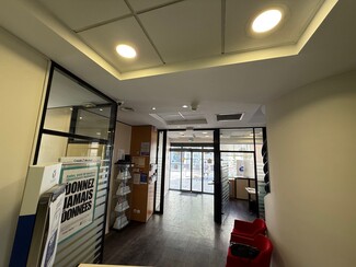 Plus de détails pour Hypercentre, Marignane - Bureau à vendre
