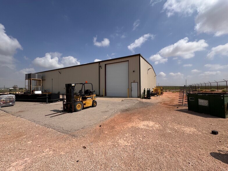 11299 Lovington Hwy, Artesia, NM à vendre - Photo de l’immeuble – Image 3 sur 8