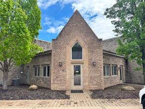 4025 Alpha Dr, Allison Park, PA à louer Photo de l’immeuble– Image 1 sur 16