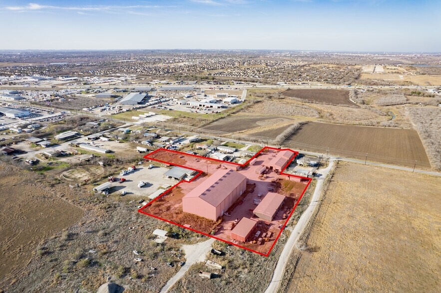 9092 Green Rd, Converse, TX à vendre - Photo de l’immeuble – Image 3 sur 15