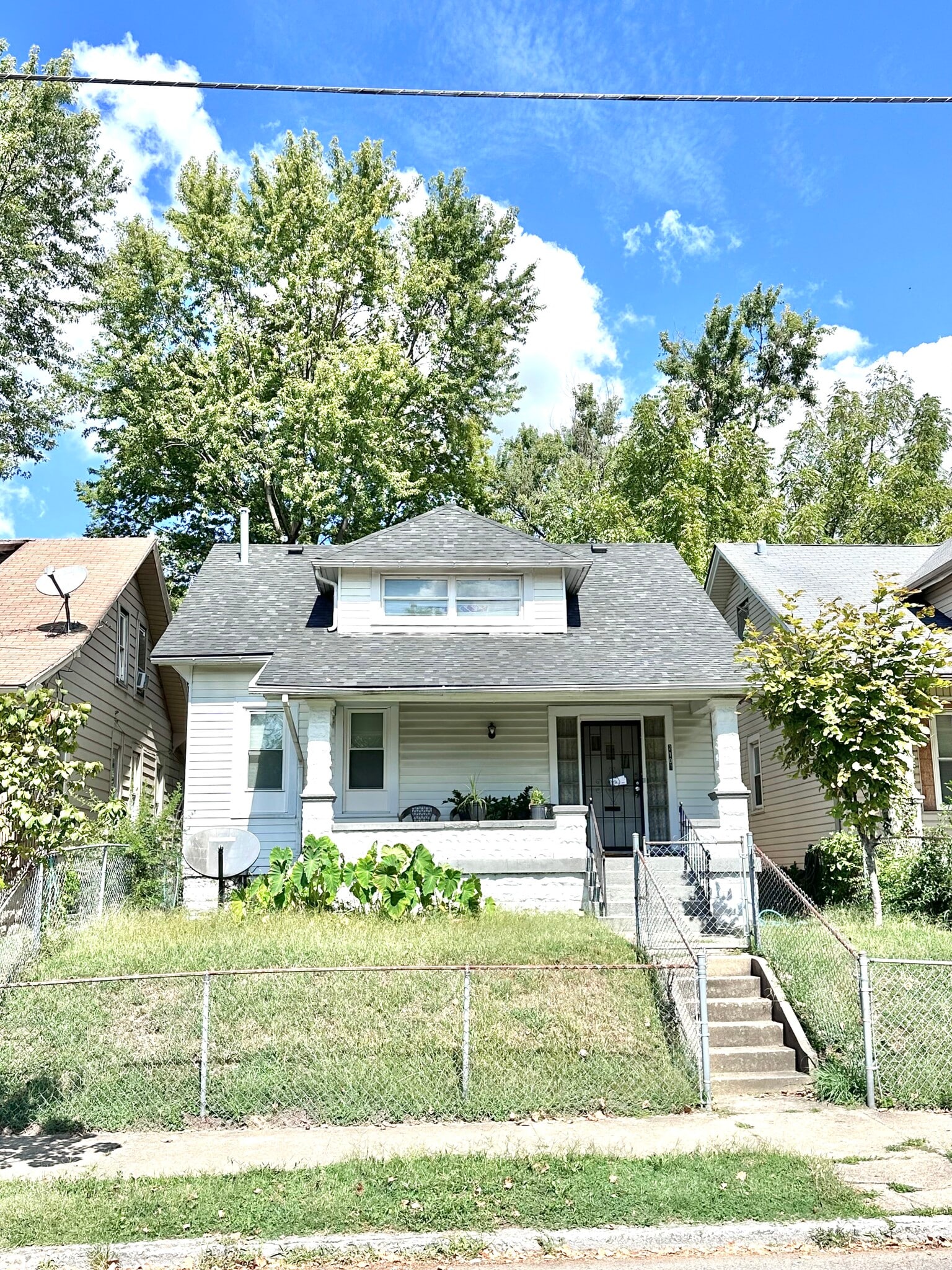 2107 W Kentucky St, Louisville, KY à vendre Photo principale– Image 1 sur 2