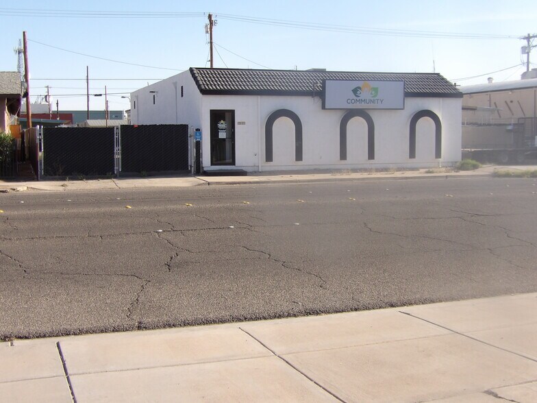 765 Broadway Ave, El Centro, CA à vendre - Photo principale – Image 1 sur 22
