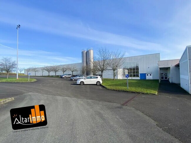 Plus de détails pour Local d’activités à vendre