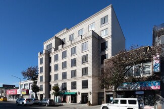 Plus de détails pour 135-17 Northern Blvd, Flushing, NY - Local commercial à louer