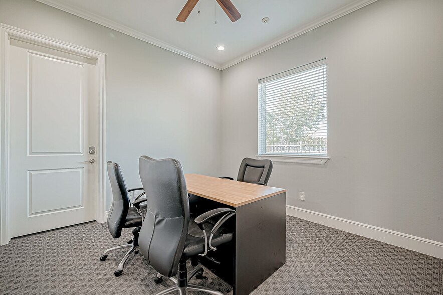 18514 Green Land Way, Houston, TX à vendre - Photo intérieure – Image 3 sur 23