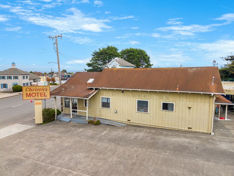 1420 4th St, Eureka, CA à vendre - Photo de l’immeuble – Image 3 sur 8