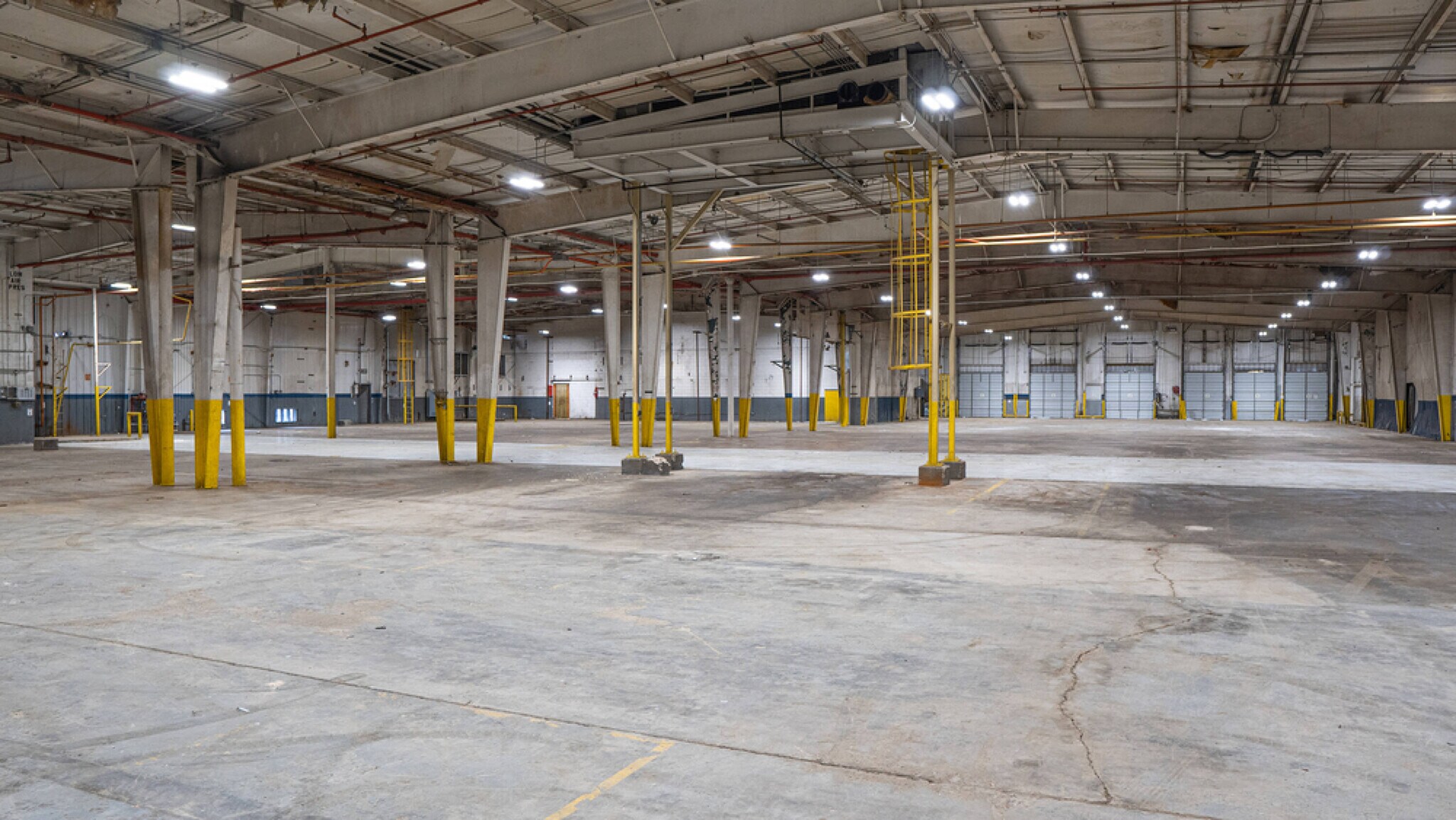 595 Industrial Dr, Jackson, MS à louer Photo intérieure– Image 1 sur 5