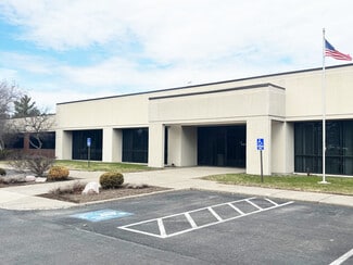 Plus de détails pour 20 Thornwood Dr, Ithaca, NY - Bureau à louer