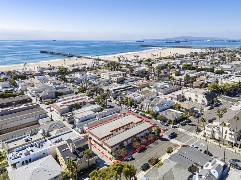 1102 Central Ave, Seal Beach, CA à vendre - Photo de l’immeuble – Image 3 sur 11