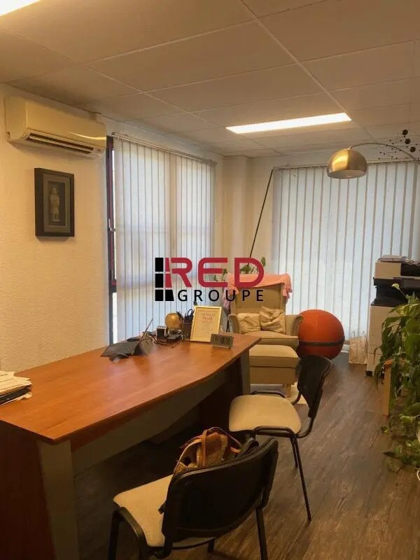 Local d'activités dans Aubagne à vendre Photo intérieure– Image 1 sur 7