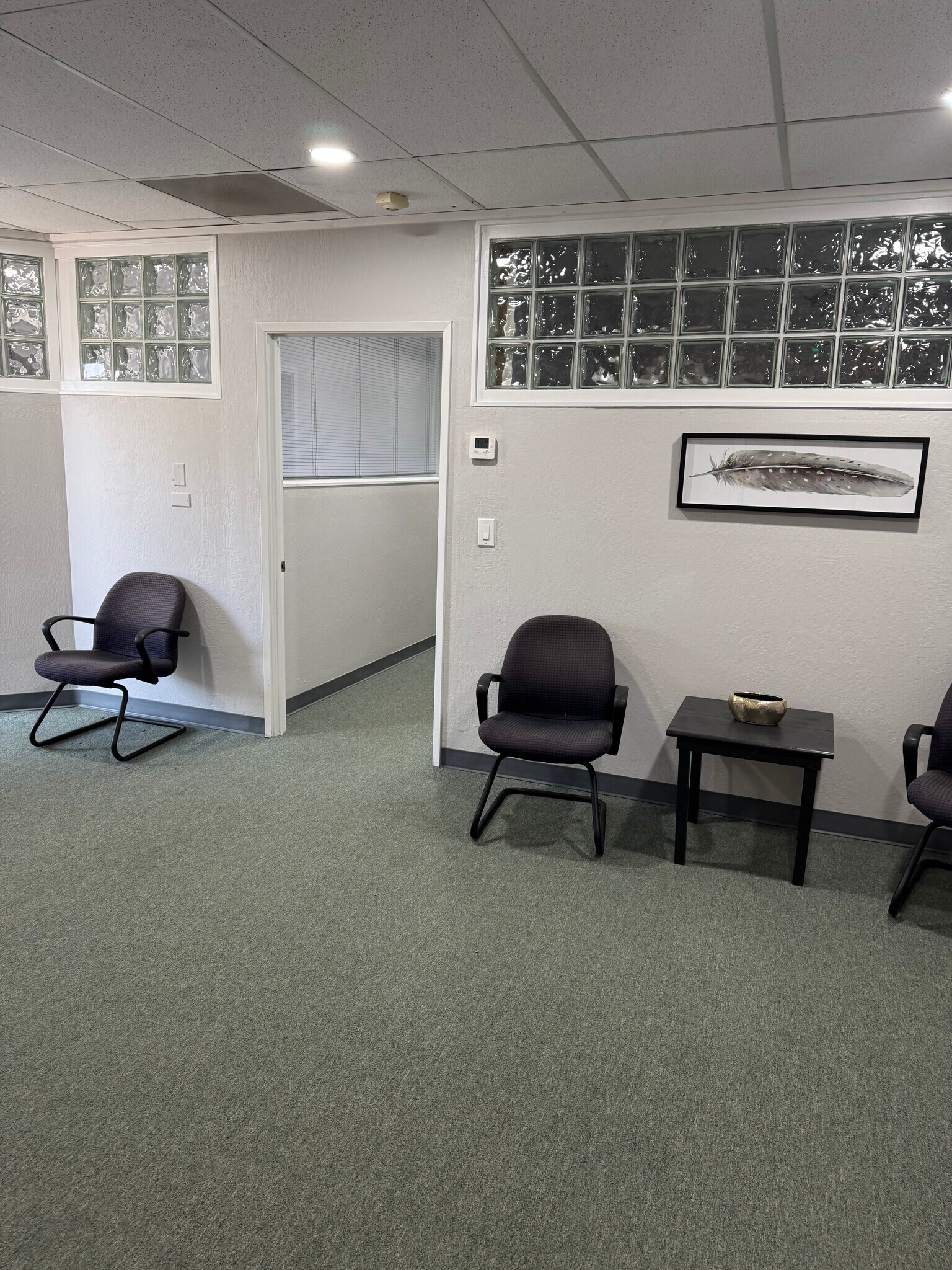 6130 Freeport Blvd, Sacramento, CA à louer Photo intérieure– Image 1 sur 3
