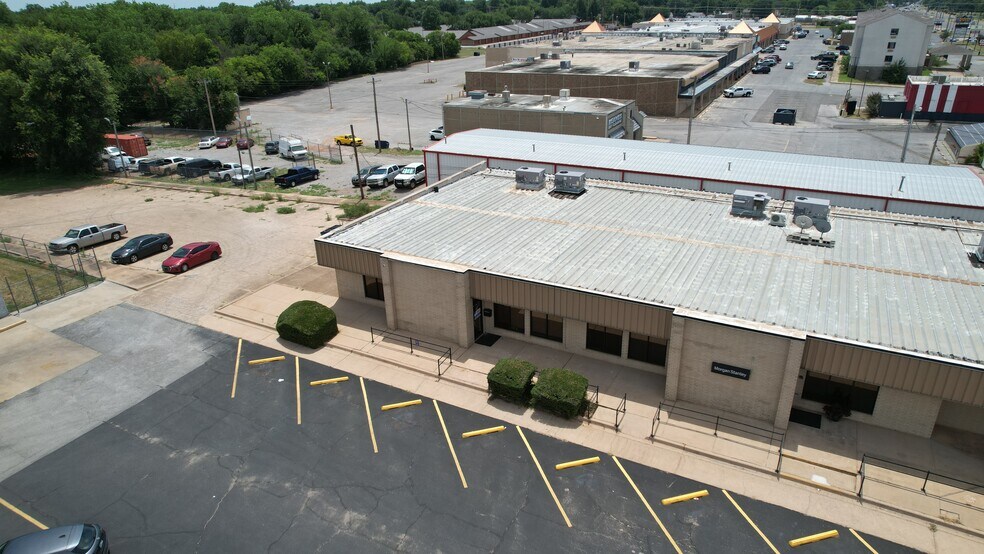 1214 N Highway 81, Duncan, OK à louer - Photo de l’immeuble – Image 3 sur 29