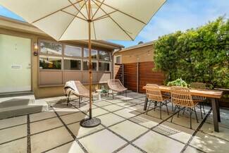 Plus de détails pour 2404 Ocean Park Blvd, Santa Monica, CA - Logement à vendre