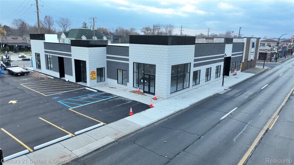 22667 Michigan Ave, Dearborn, MI à louer - Aérien – Image 1 sur 1