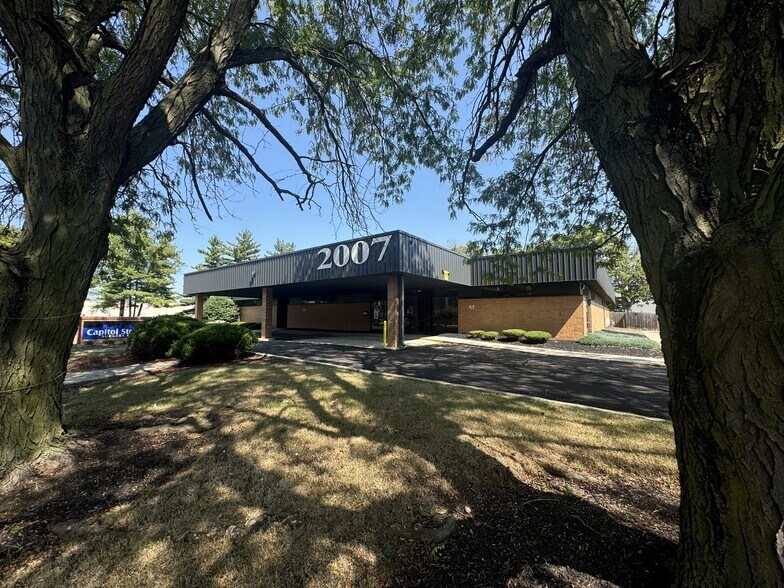 2007 N Capitol Ave, Indianapolis, IN à vendre - Photo de l’immeuble – Image 2 sur 14